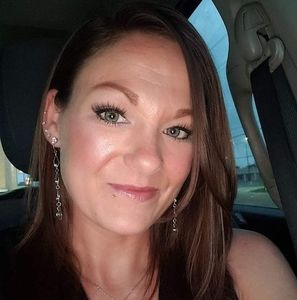 Meet your Posher, Leanna